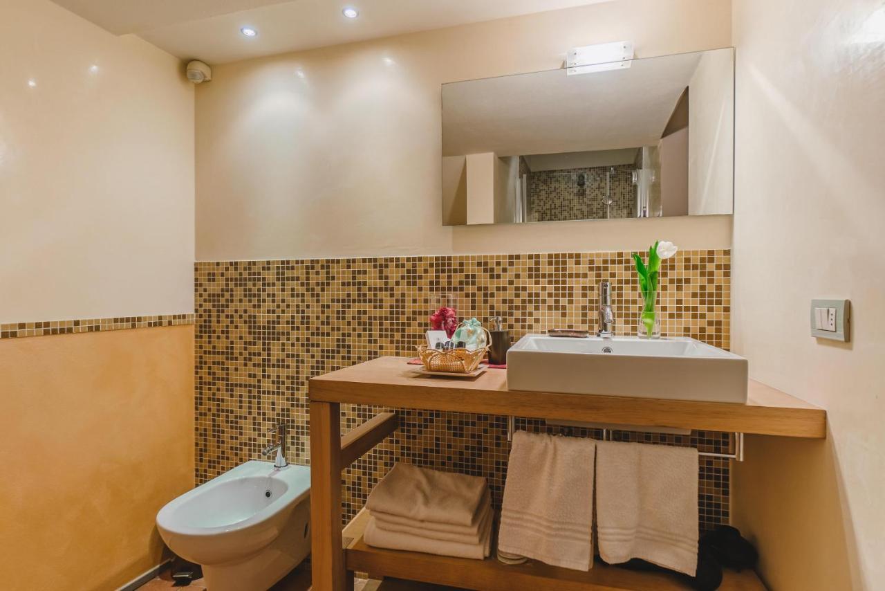 Duchess Boutique De Charme Bed & Breakfast Florenţa Exterior foto