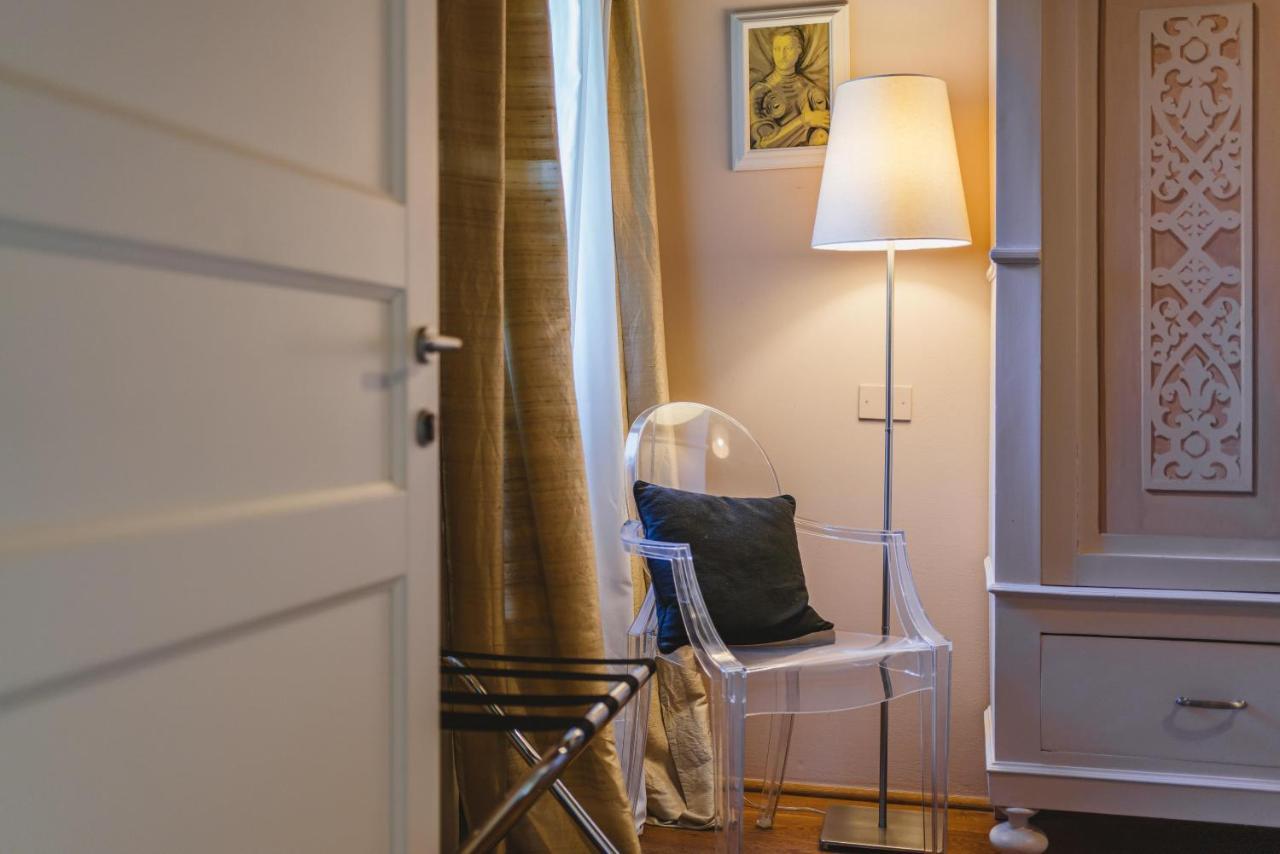 Duchess Boutique De Charme Bed & Breakfast Florenţa Exterior foto