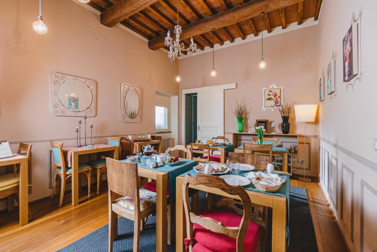 Duchess Boutique De Charme Bed & Breakfast Florenţa Exterior foto